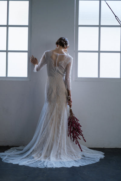 総レース Vネック 七分袖ドレス（W135）