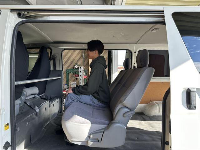 シートベルト取付け】 ハイエース 後部座席 シートベルト後付け