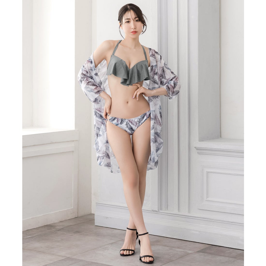 ジュリアブティック JULIA BOUTIQUE 3点セット・リーフ柄ガウン付き