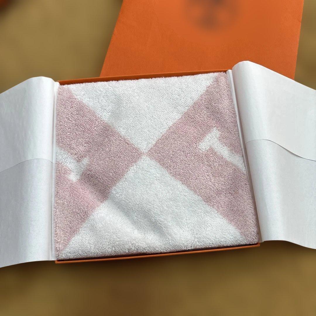 HERMES エルメス　ピンク　Hロゴ タオルハンカチ　ハンドタオル HERMES (エルメス) ハンドタオル｜トレファクONLINE