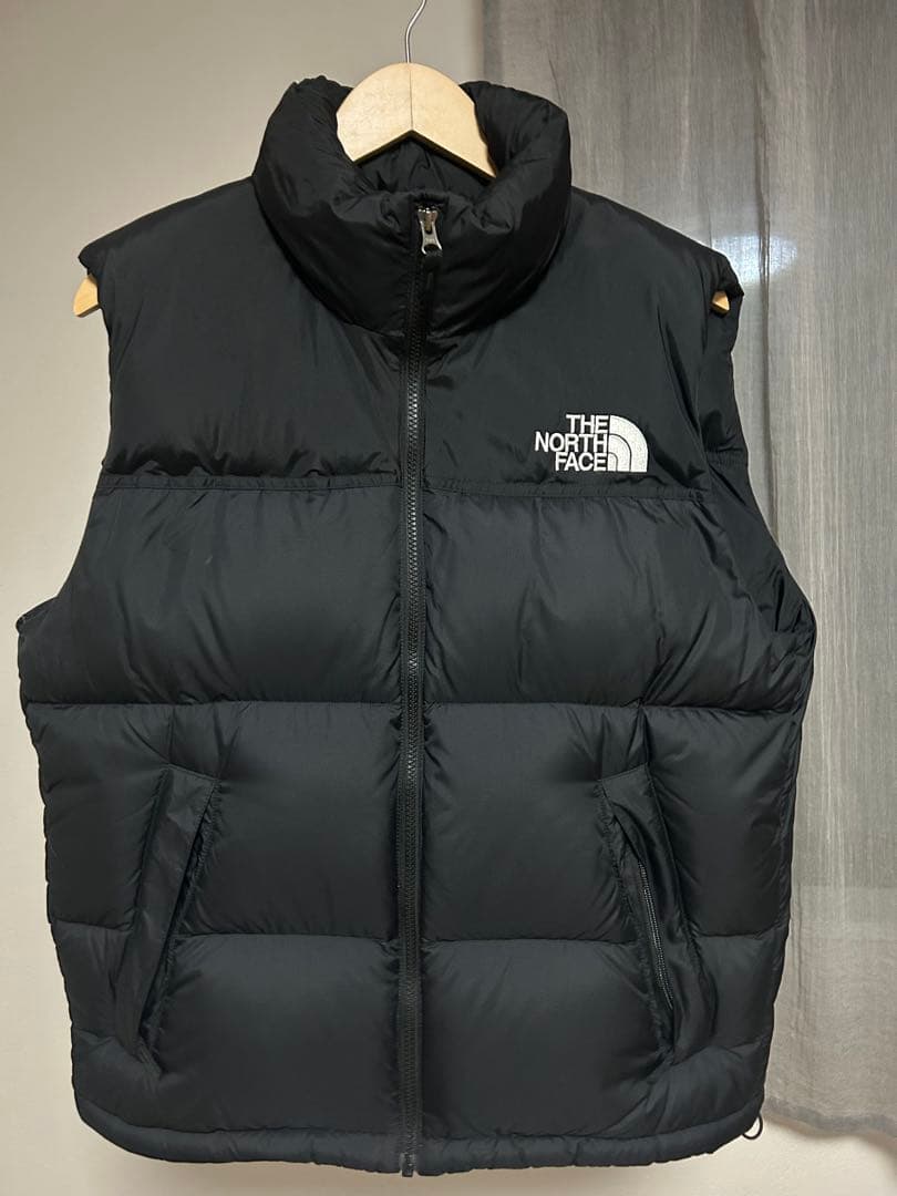 【超美品】THE NORTH FACE ヌプシブラック ダウンベスト　Ｍサイズは THE NORTH FACE（ザ ノースフェイス） ザ ノースフェイス ダウンベスト