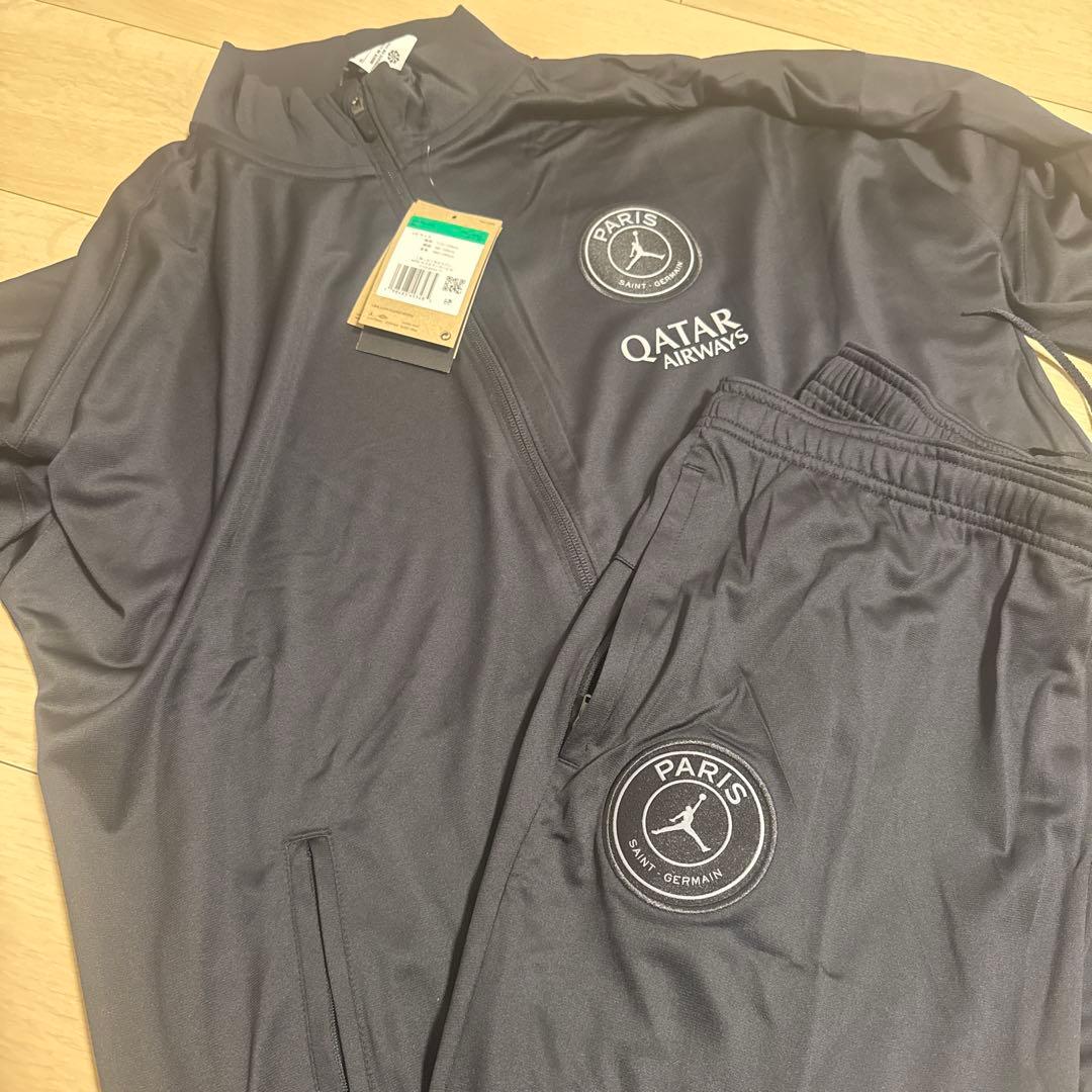NIKE　PSG パリ・サンジェルマン　セットアップ トラックスーツ Amazon.co.jp: NIKE ナイキ PSG パリ・サンジェルマン ストライク