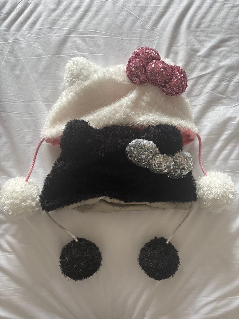 USJ ハローキティ キティちゃん　ファンキャップ 2点セット キティちゃん ユニバ 被り物 USJ ファンキャップ カチューシャ - メルカリ