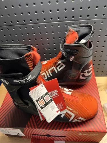 Alpina Comp Sk サイズEU40　新品未使用 Alpina Comp Skate 24/25 Skate Ski Boots - Skating Cross Country